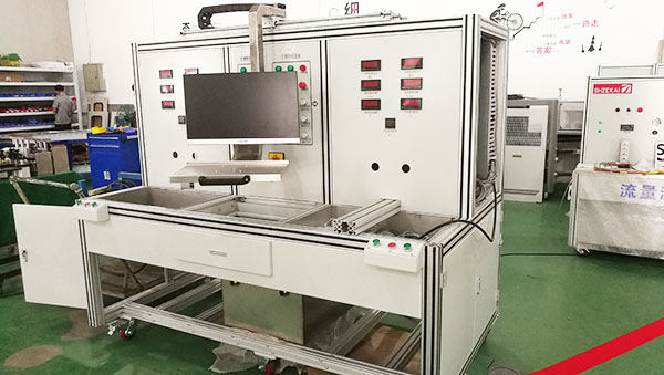 温度流量压力密封综合测试机02.jpg